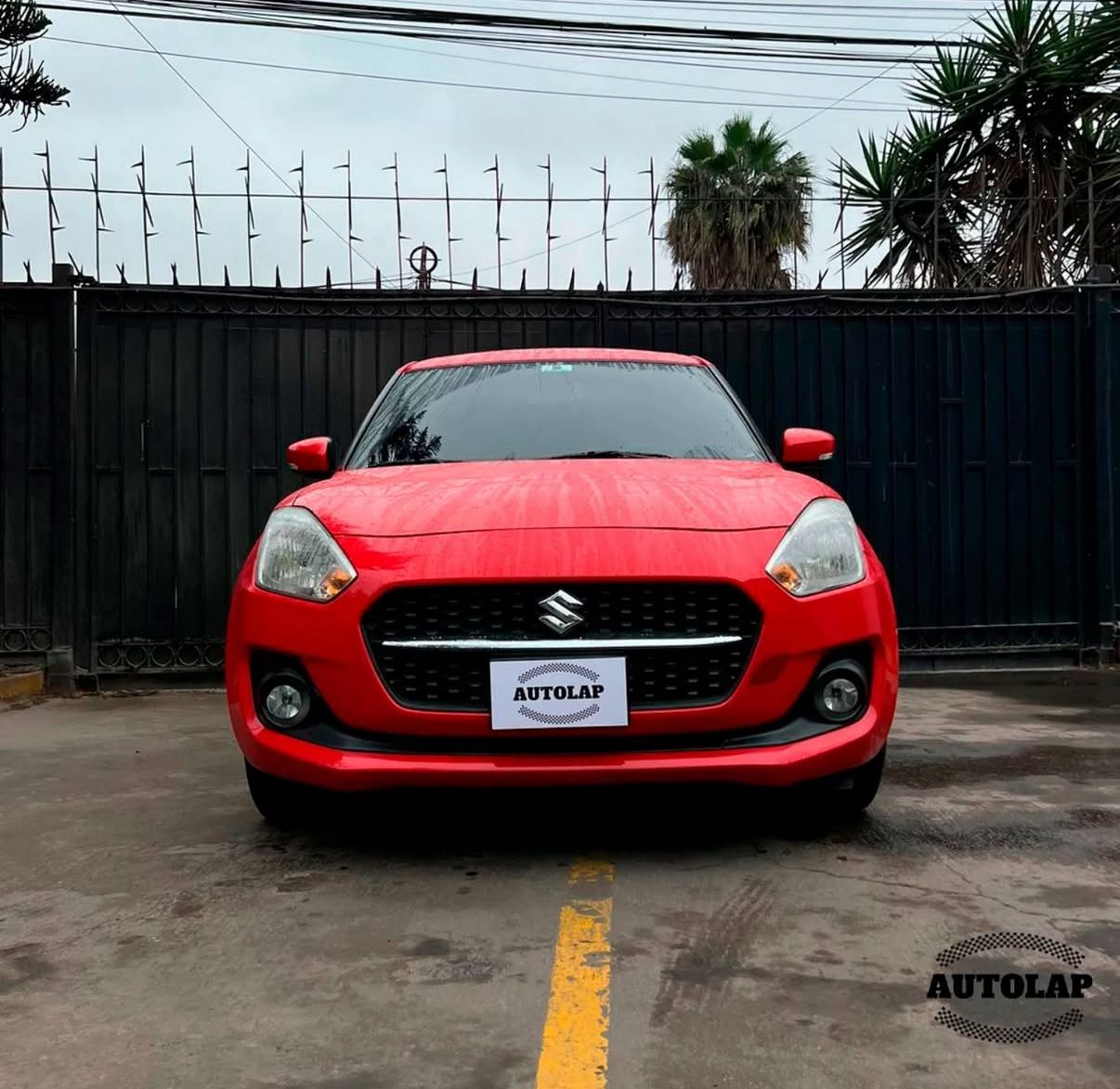 Suzuki Swift Rojo